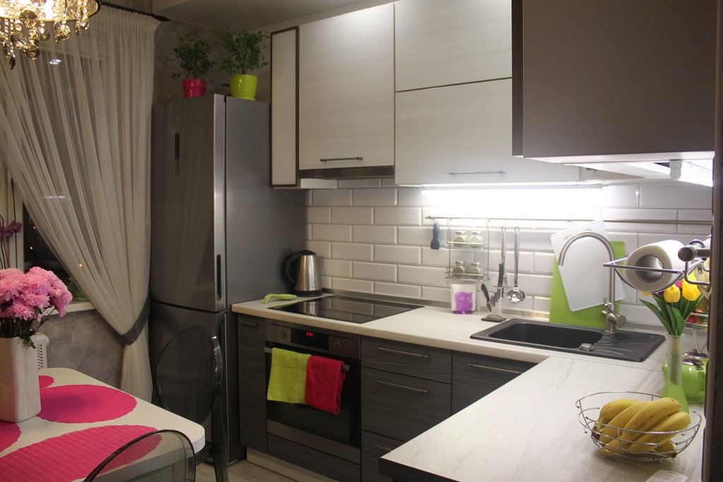 Дизайн кухни 7 кв.м. ( фото): идеи интерьеров, ремонт и отделка